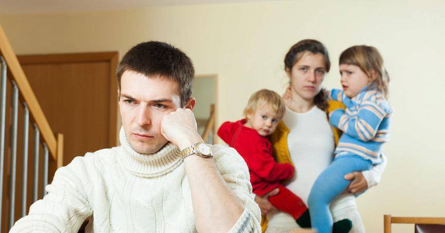 Как отказаться от отцовства: возможен ли добровольный отказ, другие случаи