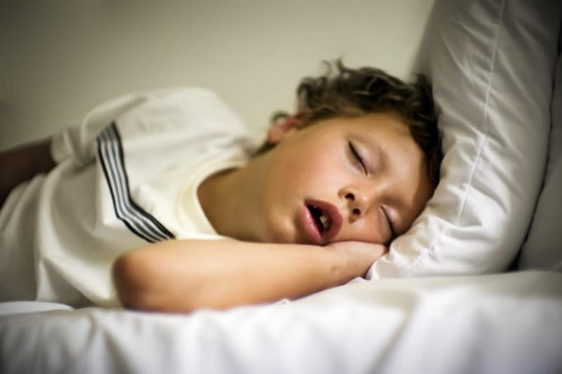 Синдром ночного апноэ – причины и последствия храпа с остановками дыхания во сне