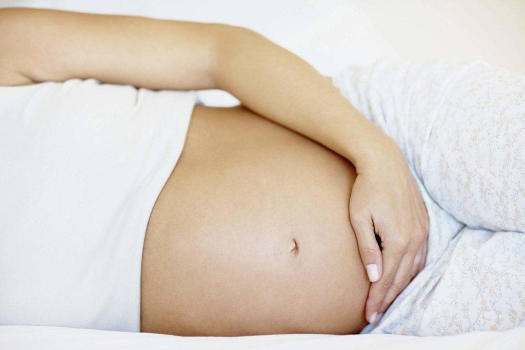Что значат щелчки в животе при беременности: причины, диагностика. щелчки в животе при беременности на поздних сроках — что делать — беременность