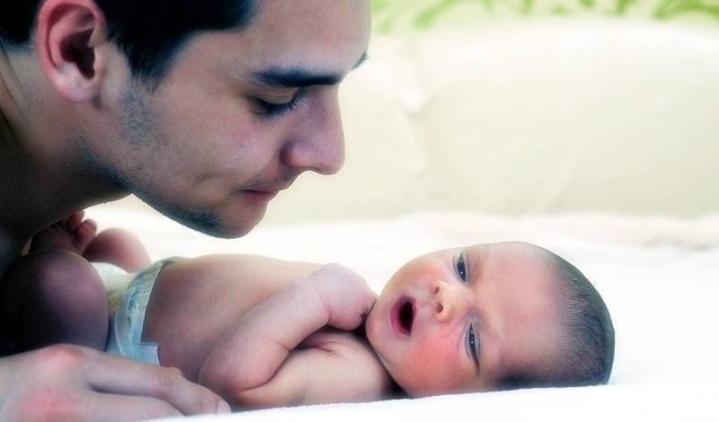 «новорожденный малыш заразился от матери». как лечат от коронавируса грудных детей