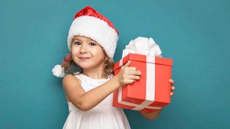 Топ 152 идеи что подарить детям на новый год +24 подарка и советы