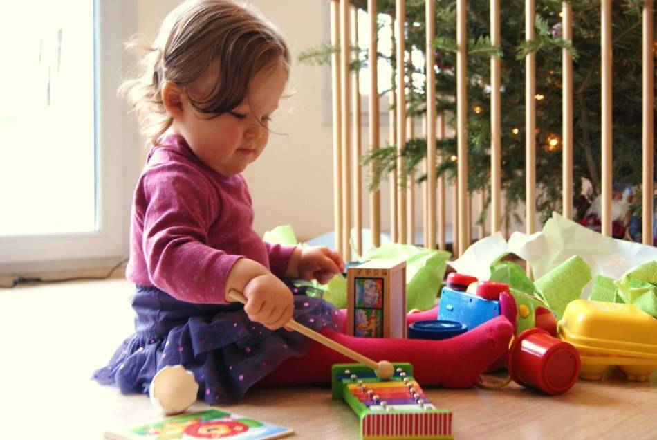 Какие игрушки нужны ребёнку в 4-5 месяцев
