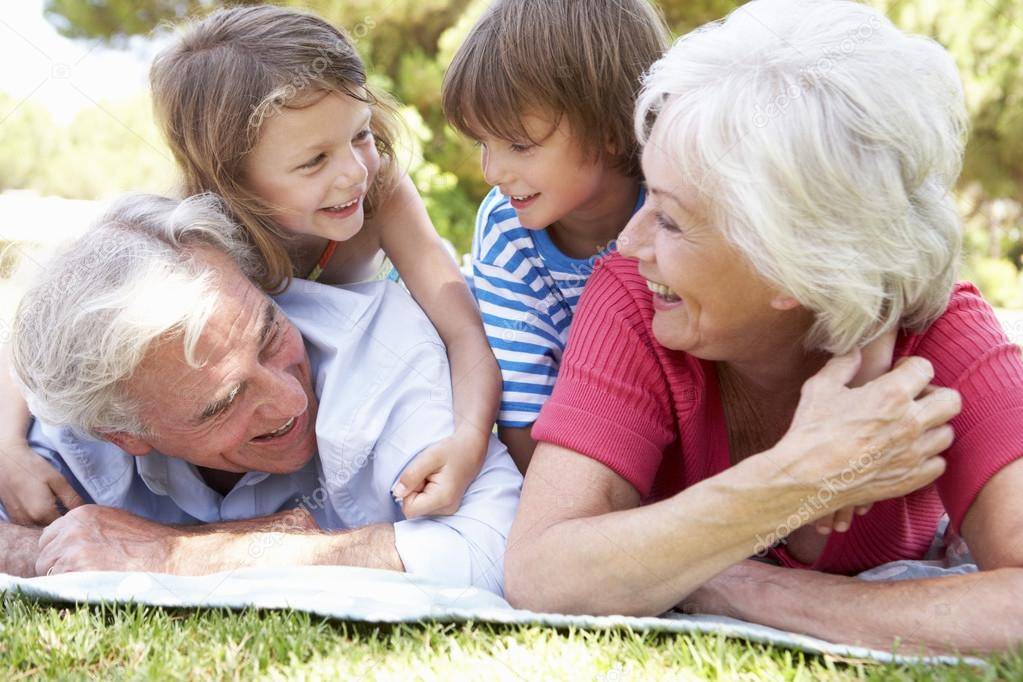 Внуки и бабушки - строим отношения правильно