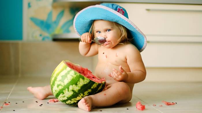 Можно ли детям до года давать арбуз и дыню: оптимальный возраст для введения фруктов в рацион малыша