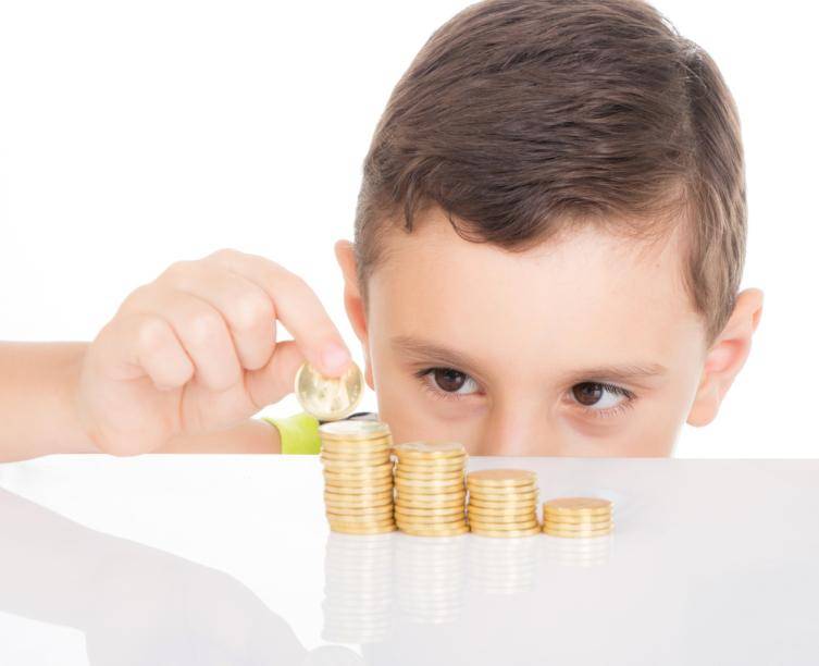 Как научить ребенка ценить деньги