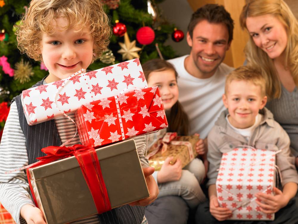 5 советов — как правильно выбрать детский подарок на Новый год