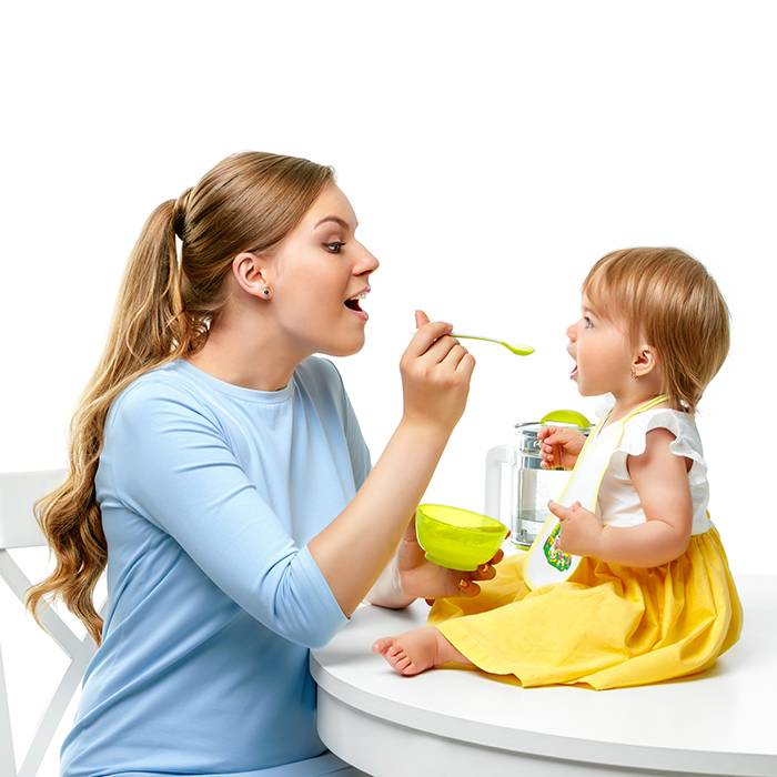 10 причин, по которым кормящие мамы завидуют мамам, которые кормят детей смесью