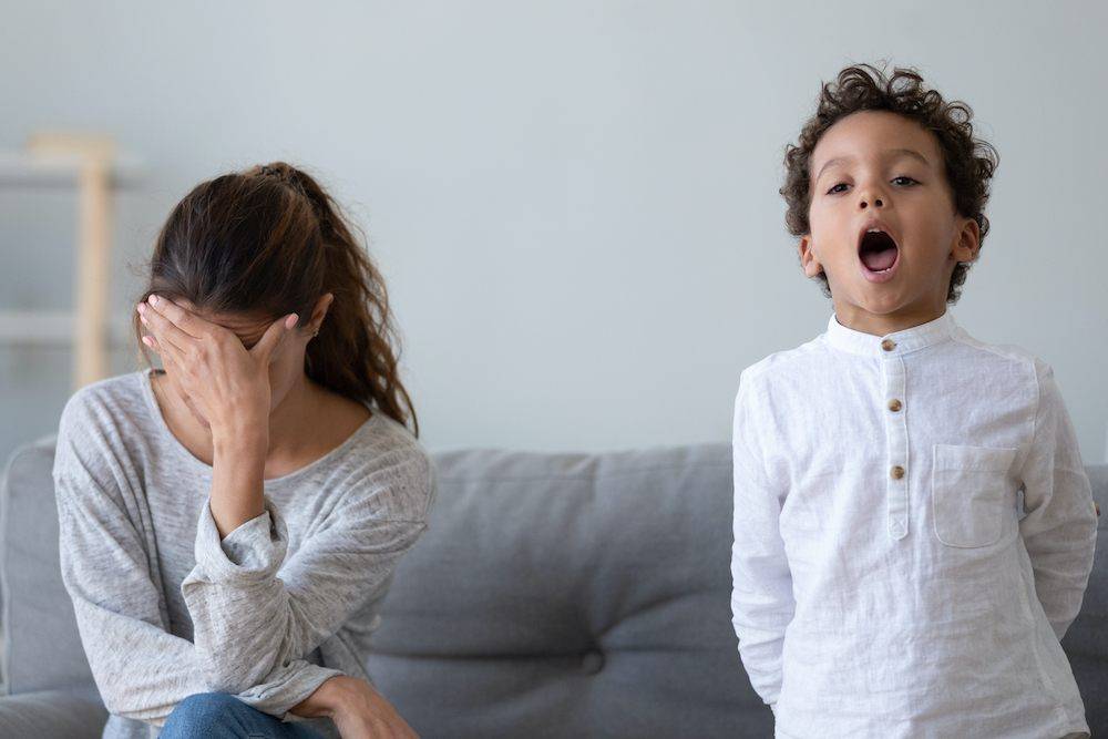 Как реагировать на истерики ребенка и как с ними бороться
