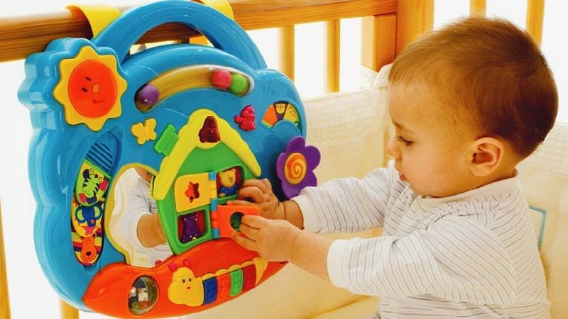 Топ-9 лучших развивающих игрушек для детей от одного года в рейтинге zuzako