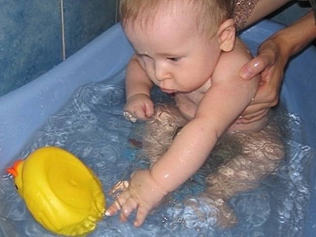 Ребенок стал бояться купаться в ванной, что делать? — психологический центр инсайт