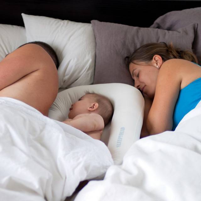 Можно ли спать вместе с ребенком. спать с ребенком — вместе или врозь: плюсы, минусы, советы