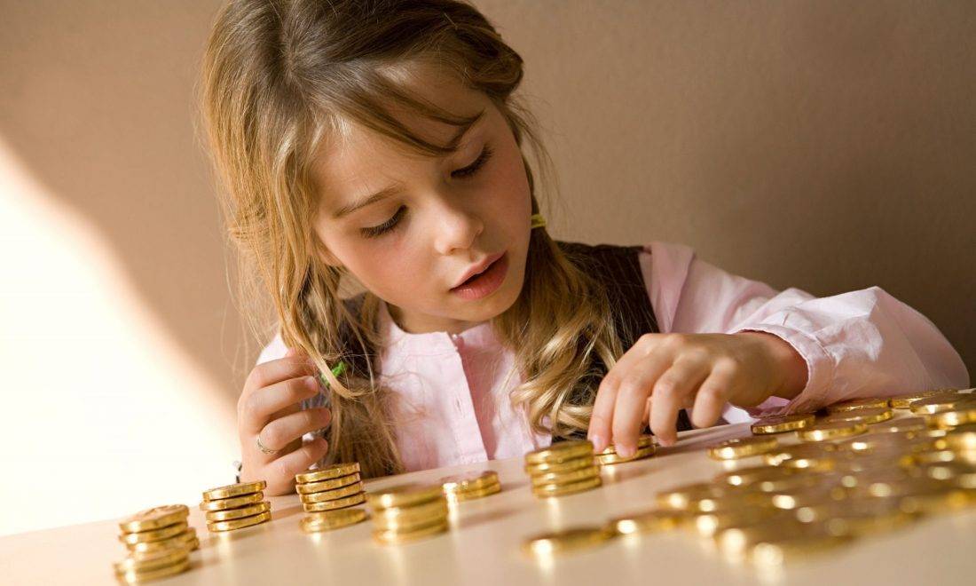 Как научить ребенка экономить и правильно распоряжаться деньгами?