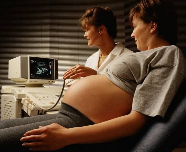 Особенности и проблемы поздней беременности