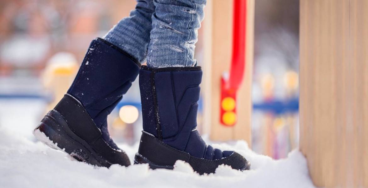 Как выбрать зимнюю обувь по размеру ребенку. как правильно определить размер ноги.