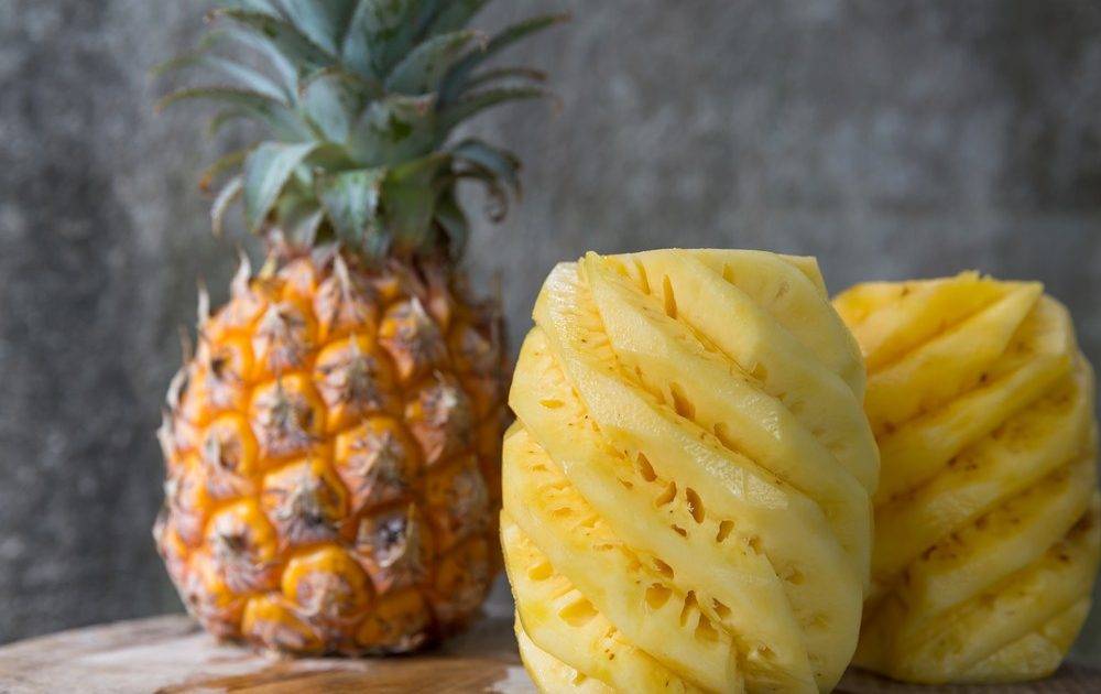 Как правильно выбрать и сохранить ананас
