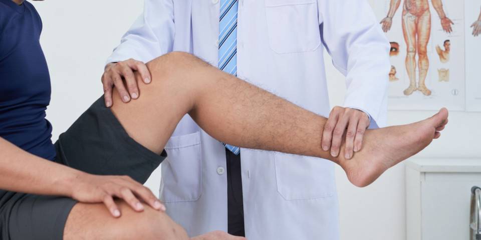 Боль в колене: основные причины и эффективное лечение
