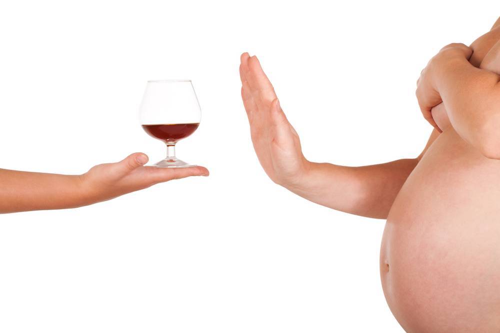 Как алкоголь влияет на зачатие у мужчин и женщин и сколько нужно не пить спиртное перед зачатием?