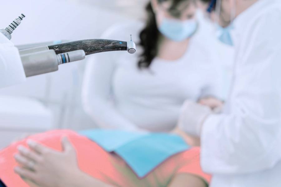 Лечение зубов при беременности и вскармливании в ярославле