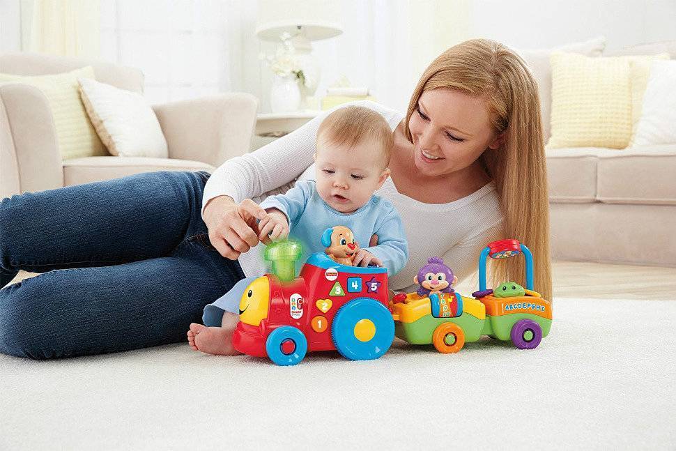 Топ-10 игрушек, которые можно предложить новорожденному ребенку