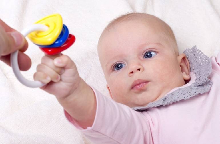 Детские погремушки - первые и самые главные игрушки для детей