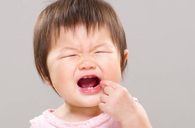 У ребенка постоянно открыт рот: причины, возможные заболевания, лечение