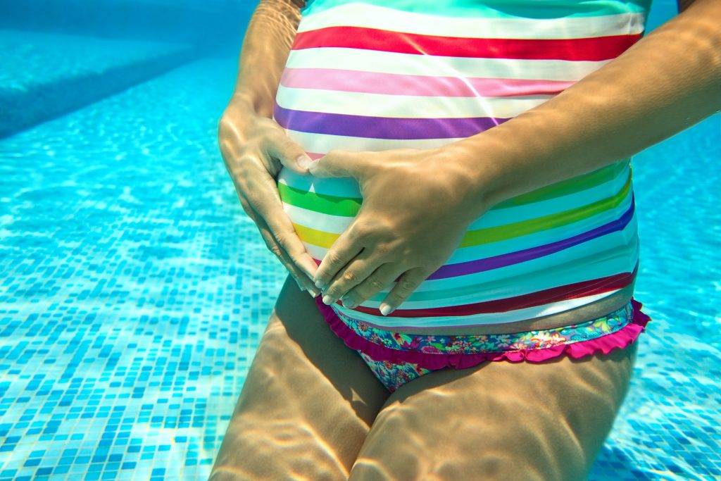 Плавание при беременности на ранних и поздних сроках. бассейн при беременности – умеренные физические нагрузки только полезны