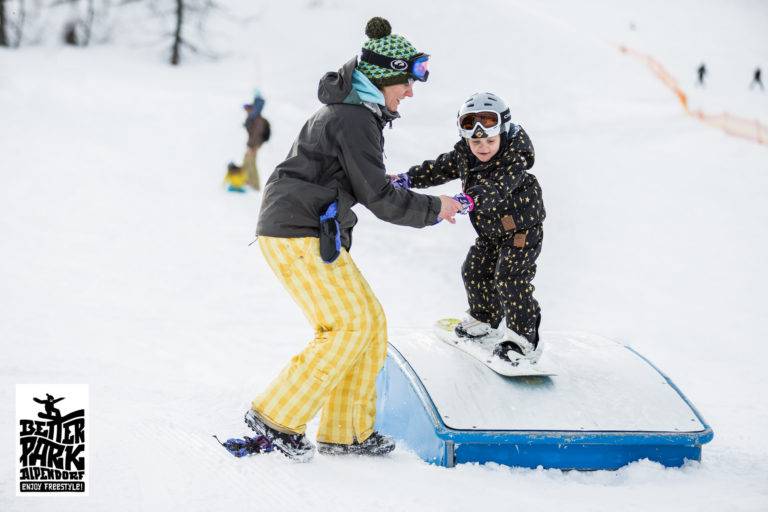 Как ребенку научиться кататься на лыжах за четыре часа?