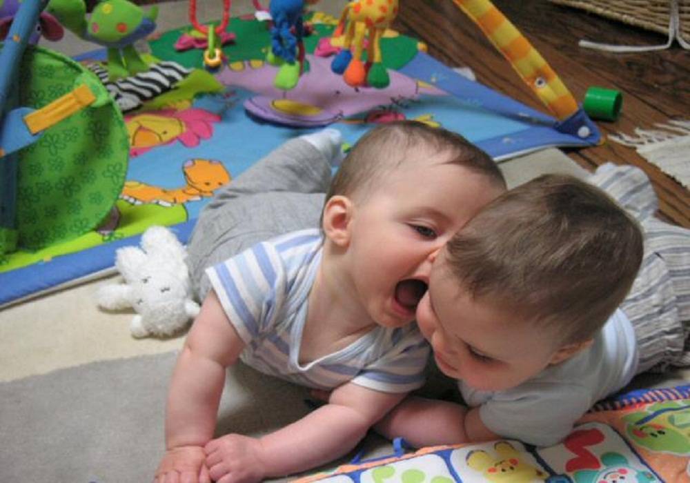 Что делать, если ребенок кусается в 1, 2 год года, в детском саду: как отучить кусаться | полезно знать | healthage.ru
