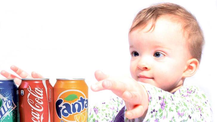 Опасные продукты для ребенка: что нельзя давать в первый прикорм и детям до трех лет
