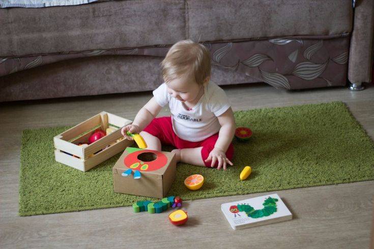 Развивающие игры для детей 5 месяцев: как играть с малышом, чтобы он правильно развивался