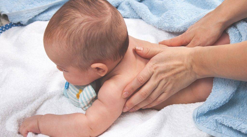 Почему младенцу не нужен массаж: 5 мифов о массаже для малыша