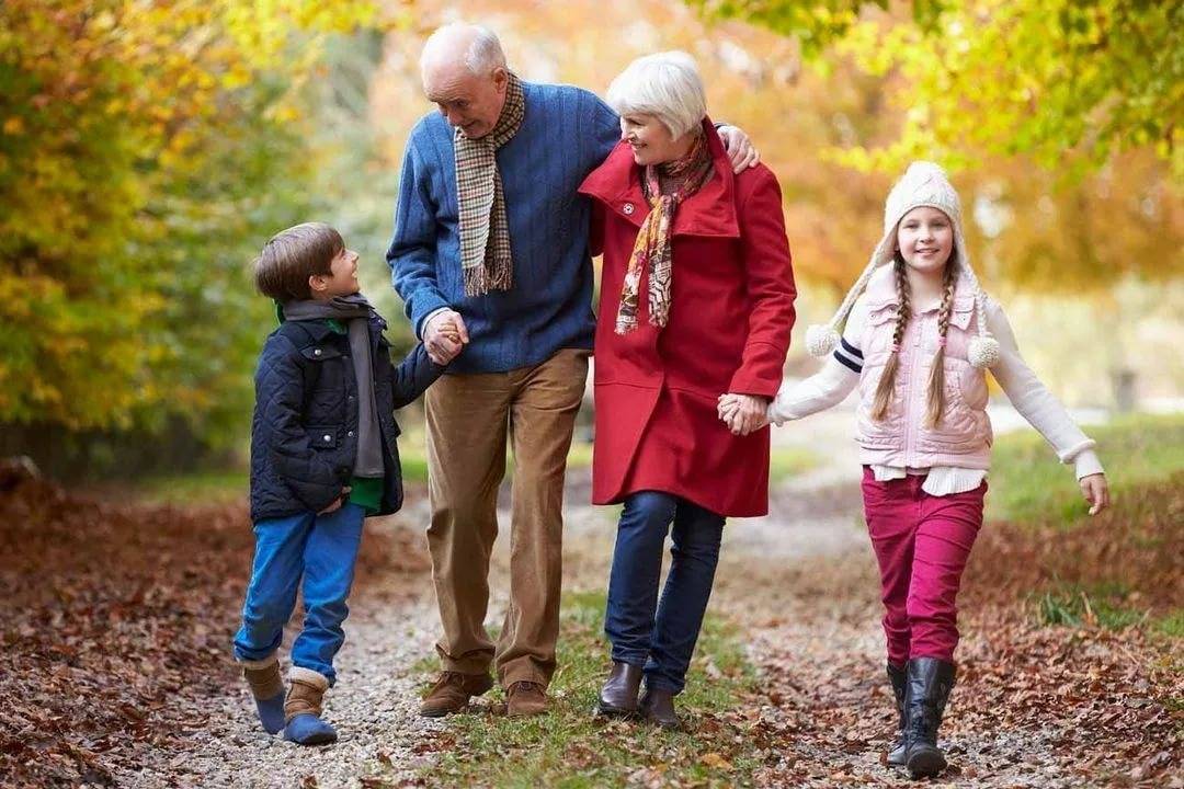 Воспитание бабушками и дедушками – благо или зло?