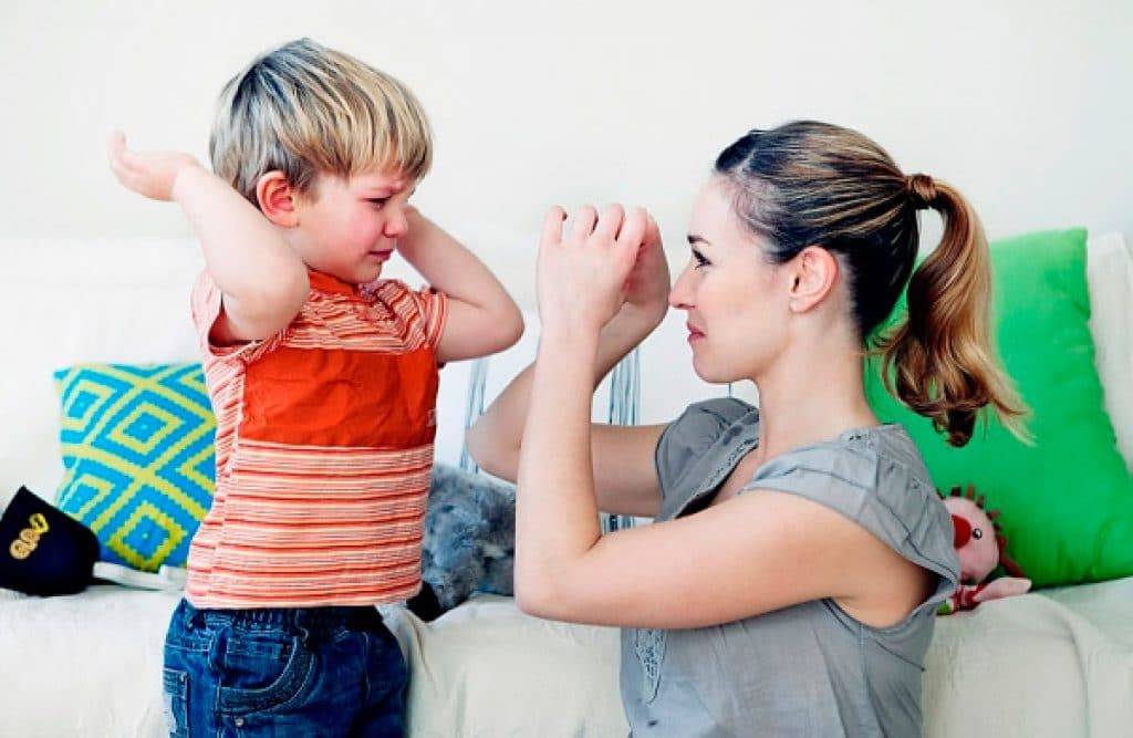 Как вести себя родителям, когда ссорятся дети: 5 практических советов |