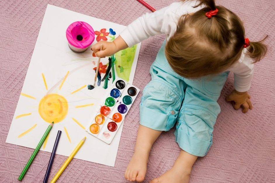 7 причин отдать ребенка на рисование