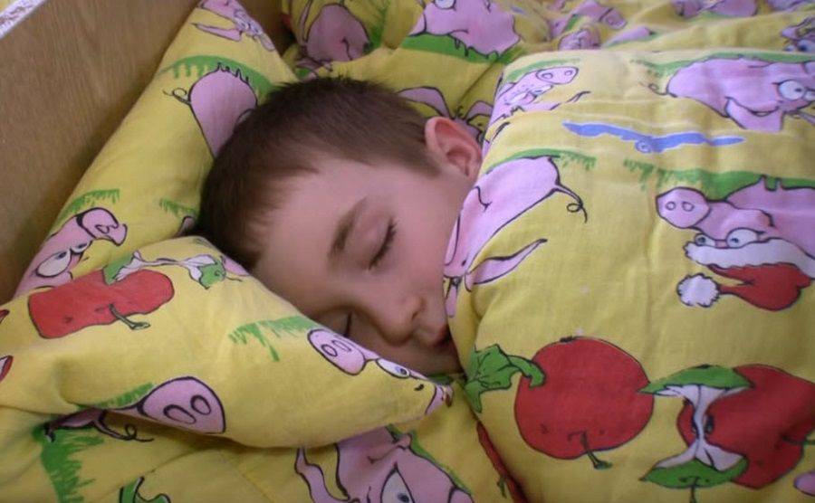 Как уложить ребенка спать без капризов?