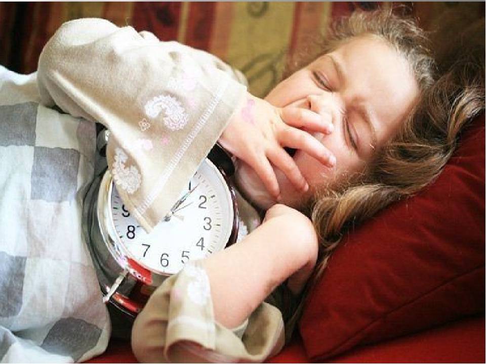 Почему ребенок беспокойно спит и много ворочается