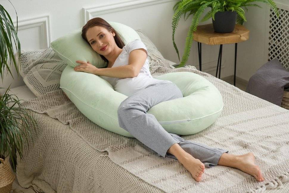 Многофункциональность специальных подушек для полноценного отдыха при беременности