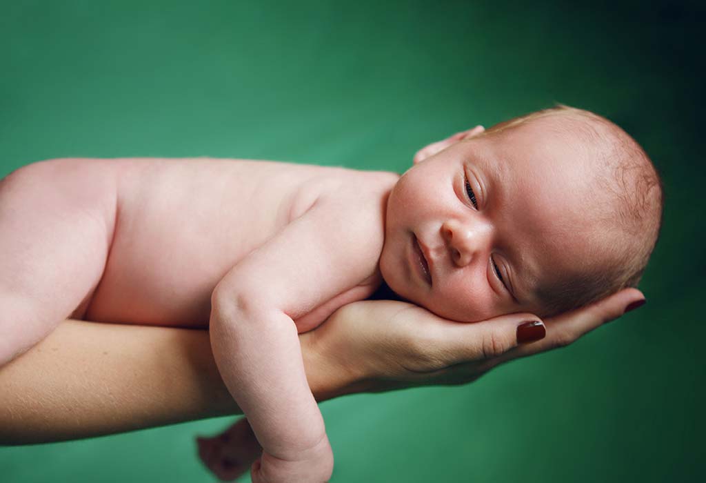 Маленький родничок у новорожденного: причины и последствия | плюсы и минусы