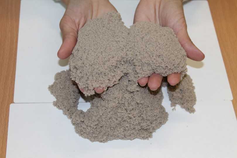 Кинетический песок своими руками – 7 простых пошаговых рецептов!