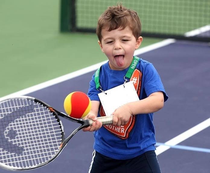 Большой теннис для детей: с какого возраста и какая польза