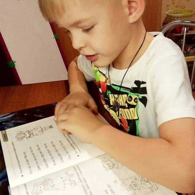 Как научить ребёнка писать: методы, советы родителям