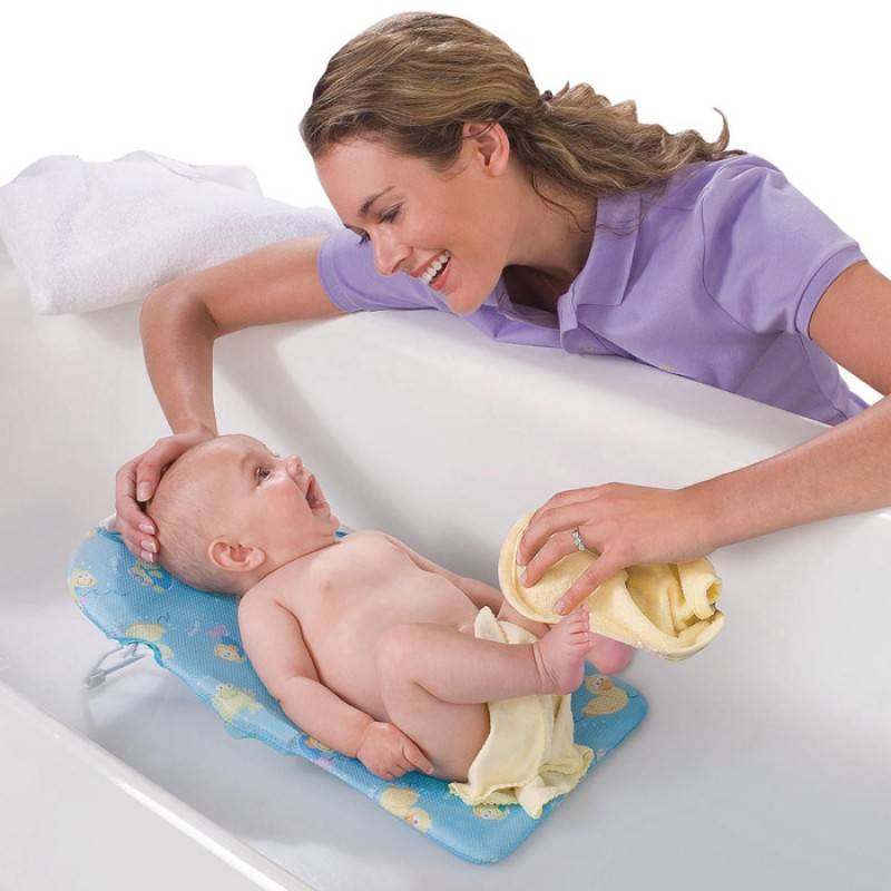 Инструкция: купаем новорожденного первый раз