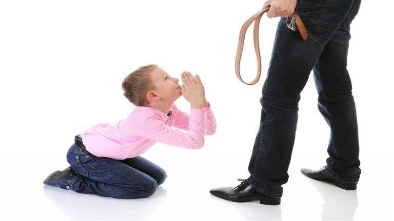 Физическое наказание детей: почему нельзя бить ребенка