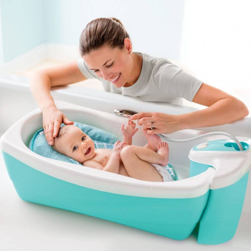 Ванночка для купания малышей с первых дней жизни — важный атрибут и необходимость
