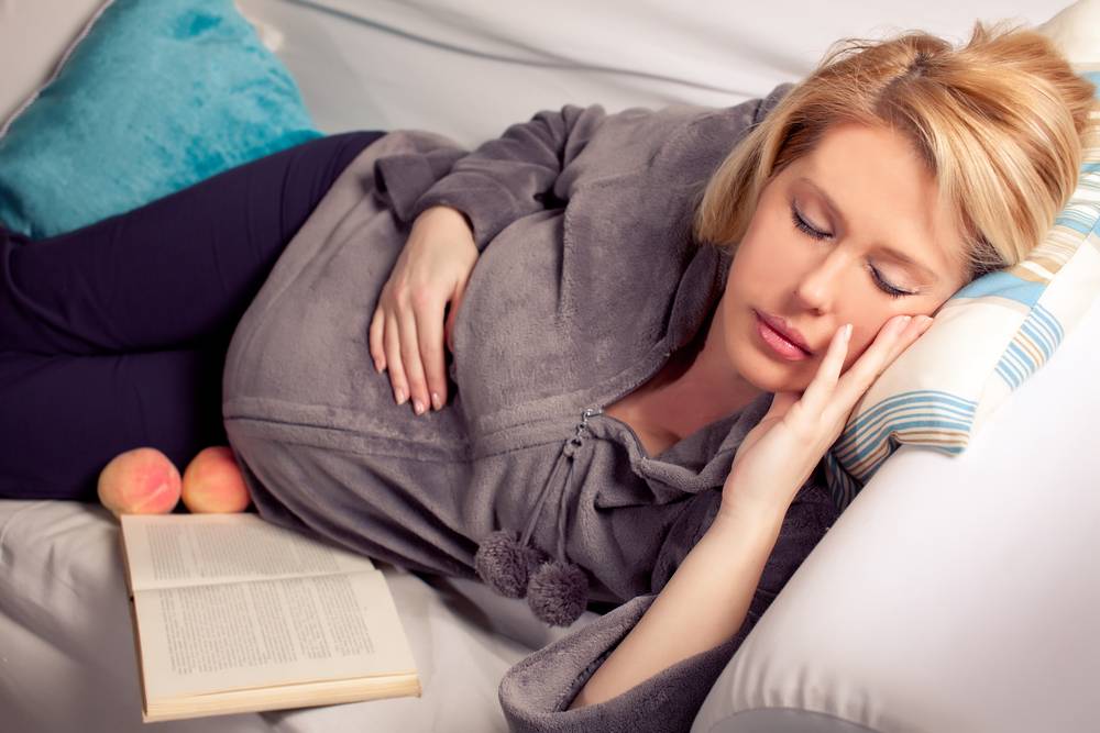 Беременная женщина: особенности поведения в каждом триместре