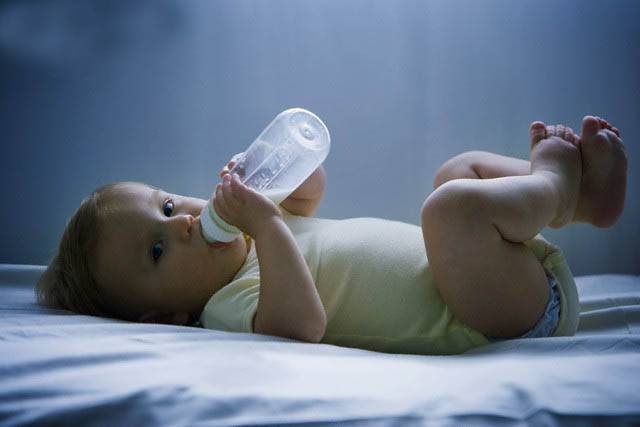 Как отучить ребенка от ночного кормления (из бутылочки, гв, смесью): комаровский, быстро, правильно, 6 месяцев, годовалого