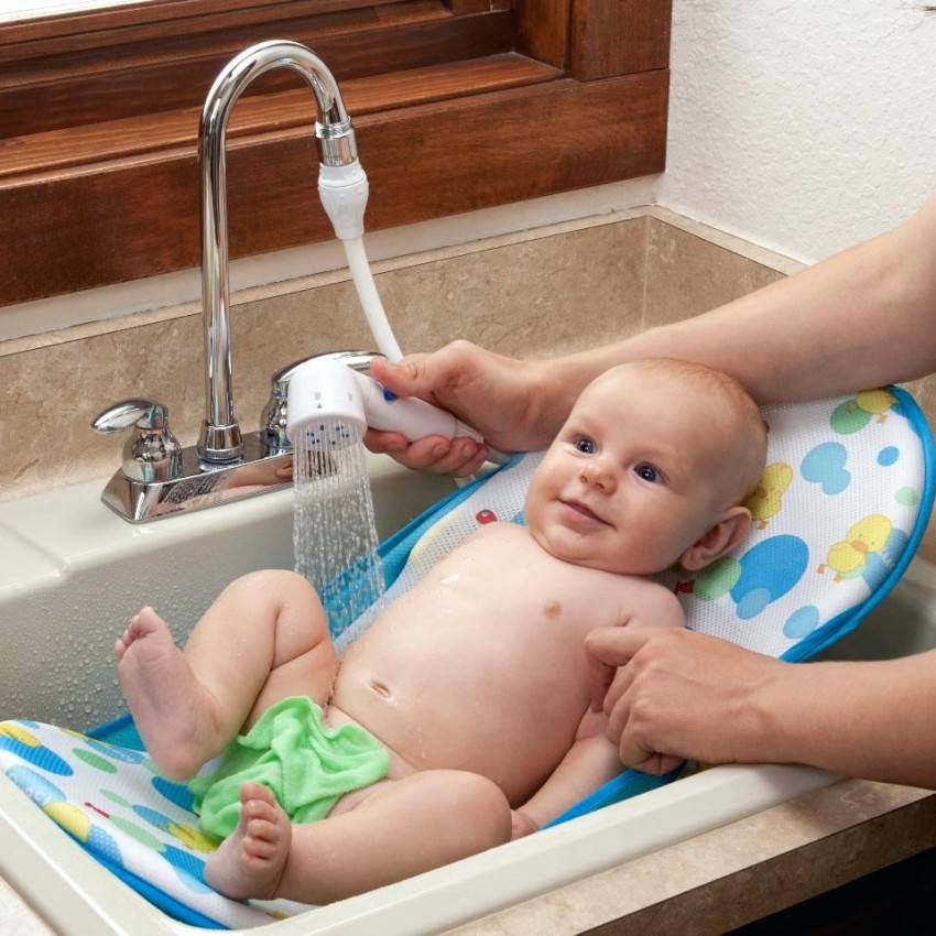 Как подмывать новорожденного: советы, правила, рекомендации