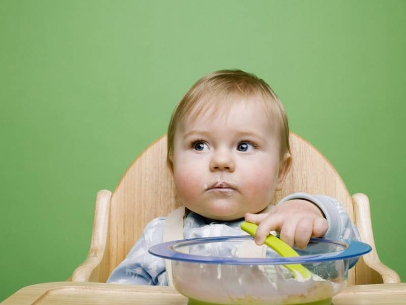 Малыш плохо ест, как накормить? | nestle baby