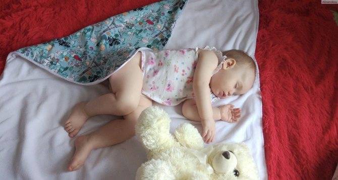 Как приучить ребёнка спать без памперса