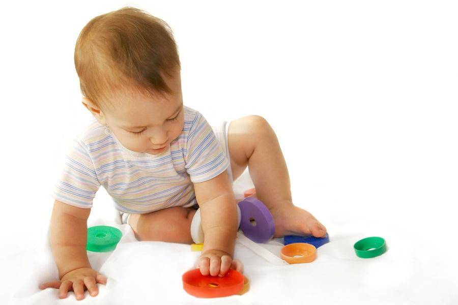 Как развивать ребенка в 6 месяцев: занятия с ребенком в 6 месяцев